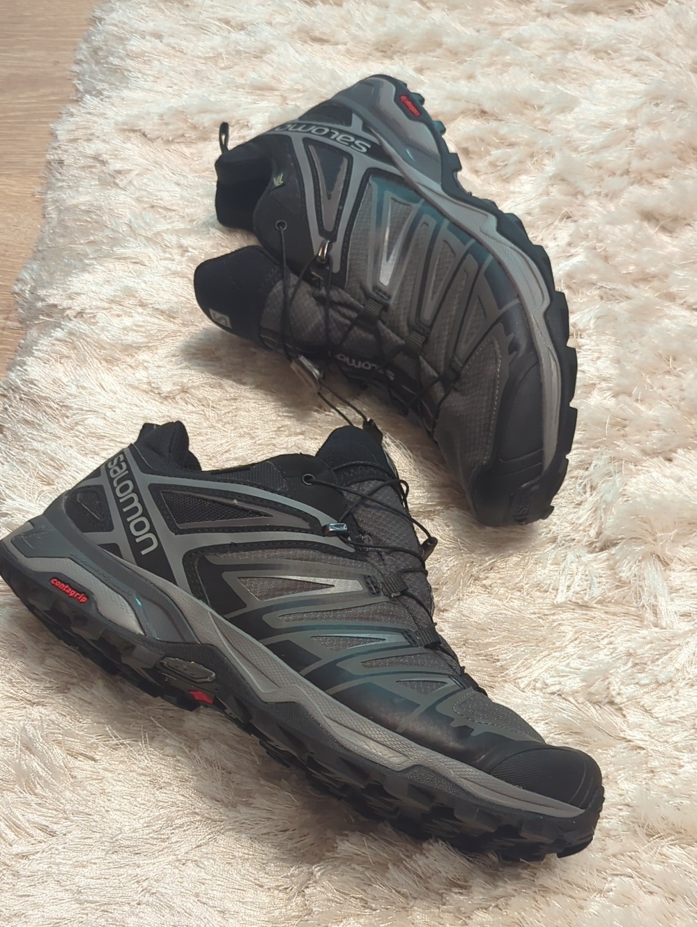 Salomon X Ultra 3 GTX men's hiking shoes in a black and grey colorway 10.5